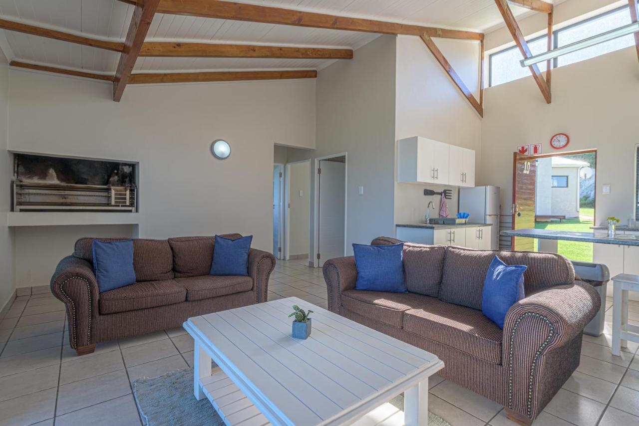 Отель Fynbos Golf And Country Estate Eersterivierstrand Экстерьер фото